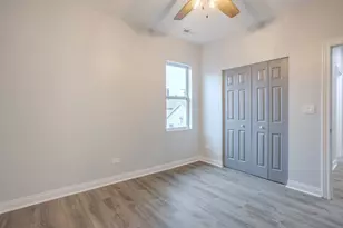 1013 W 18th Pl, Chicago, IL 60608 - Photo 49