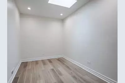 1013 W 18th Place, Chicago, IL 60608 - Photo 15