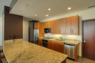 807 Davis St, Evanston, IL 60201 - Photo 15