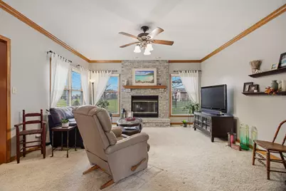 603 Lenox Court, Champaign, IL 61822 - Photo 9