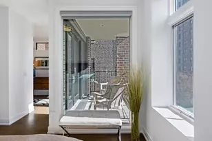 434 W Melrose St, Chicago, IL 60657 - Photo 27