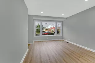 12743 S Lowe Ave, Chicago, IL 60628 - Photo 15