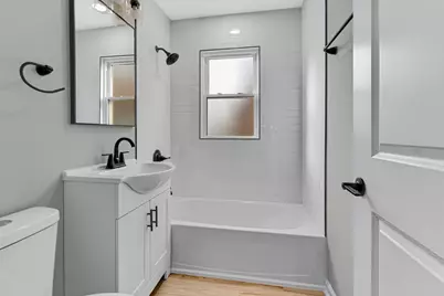 12743 S Lowe Avenue, Chicago, IL 60628 - Photo 9