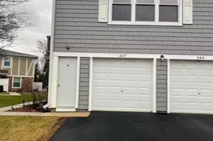 247 Nantucket Harbor, Schaumburg, IL 60193 - Photo 1