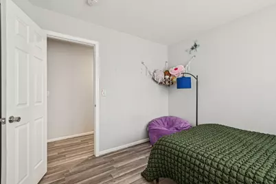 2410 Miriam Avenue, Zion, IL 60099 - Photo 13