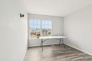 2410 Miriam Ave, Zion, IL 60099 - Photo 11