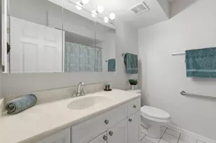 7011 W Touhy Ave, Niles, IL 60714 - Photo 9