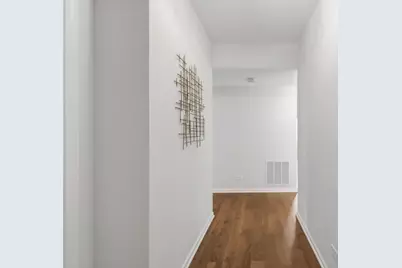 7011 W Touhy Avenue #205, Niles, IL 60714 - Photo 5