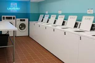 4180 N Marine Dr, Chicago, IL 60613 - Photo 11