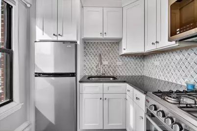 4880 N Marine Drive #716, Chicago, IL 60640 - Photo 9