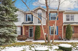 6577 Pine Lake Dr, Tinley Park, IL 60477 - Photo 1