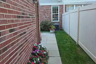 6577 Pine Lake Dr, Tinley Park, IL 60477 - Photo 23