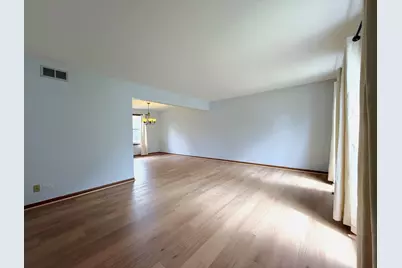 1724 Hall Place, Downers Grove, IL 60516 - Photo 3