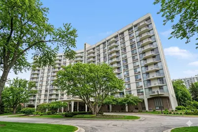 20 N Tower Road #4C, Oak Brook, IL 60523 - Photo 1