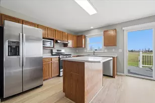 1308 Beacon Hill Ct, Normal, IL 61761 - Photo 7