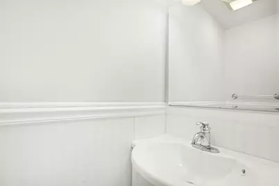 995 S Swain Avenue, Elmhurst, IL 60126 - Photo 11