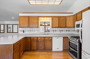 6629 Swansdown Rd, Loves Park, IL 61111 - Photo 11