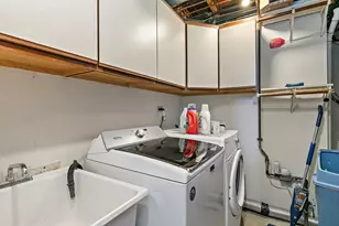 47 Lockman Cir, Elgin, IL 60123 - Photo 19