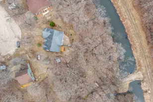 60 Fairoaks Dr, Putnam, IL 61560 - Photo 3