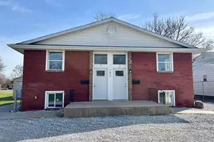 702 4th Ave, Ottawa, IL 61350 - Photo 1