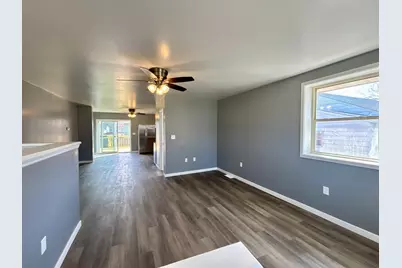 702 4th Avenue, Ottawa, IL 61350 - Photo 5