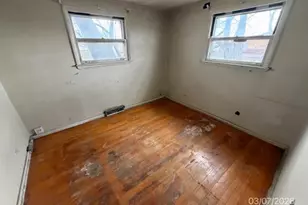 16510 Winchester Ave, Markham, IL 60428 - Photo 7