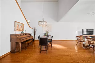 103 Fawn Ln, Elgin, IL 60120 - Photo 11