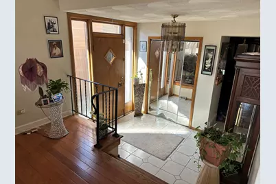 8220 S Mozart Street, Chicago, IL 60652 - Photo 3