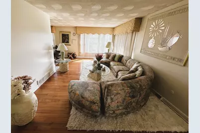 8220 S Mozart Street, Chicago, IL 60652 - Photo 5