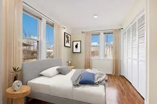 2821 W 102nd St, Evergreen Park, IL 60805 - Photo 9