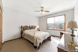 1107 Pember Cir, West Dundee, IL 60118 - Photo 21