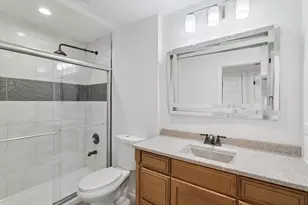 9815 Lawrence Ct, Schiller Park, IL 60176 - Photo 23