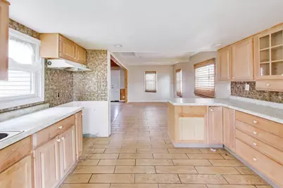 5115 Parkview Drive, McCullom Lake, IL 60050 - Photo 13