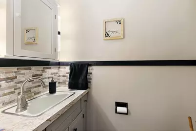 419 Roland Avenue, Rockford, IL 61107 - Photo 11