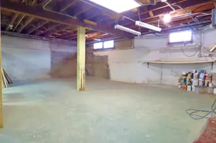 121 Monroe Ave, Elgin, IL 60123 - Photo 21