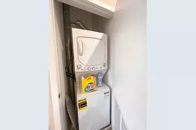 3757 N Sheffield Avenue #305, Chicago, IL 60613 - Photo 11