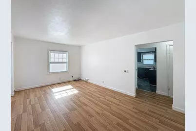 14 Blackhawk Hills Court, Rock Island, IL 61201 - Photo 5