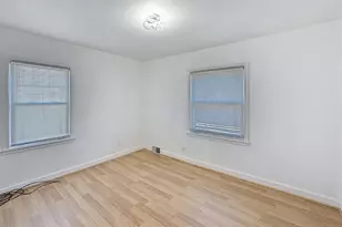 14 Blackhawk Hills Ct, Rock Island, IL 61201 - Photo 9