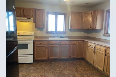 215 S Hennepin Avenue, Ladd, IL 61329 - Photo 3