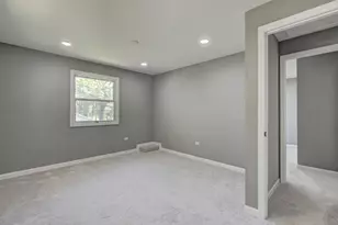 23126 W Oak St, Plainfield, IL 60544 - Photo 5