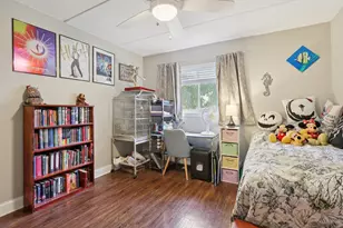 586 Fairway View Dr, Wheeling, IL 60090 - Photo 17