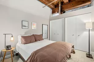 1330 W Monroe St, Chicago, IL 60607 - Photo 17