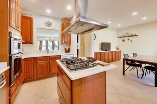 2616 Goldenrod Ln, Glenview, IL 60026 - Photo 11