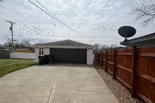 3007 190th St, Lansing, IL 60438 - Photo 3