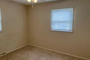 3007 190th St, Lansing, IL 60438 - Photo 5