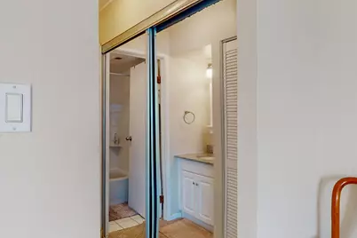 6443 Clarendon Hills Road #411K, Willowbrook, IL 60527 - Photo 15