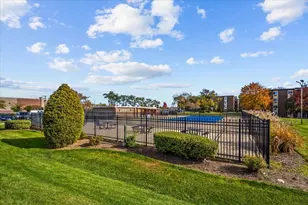 1311 S Finley Rd, Lombard, IL 60148 - Photo 19