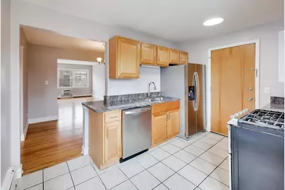 7123 N Damen Avenue #6E, Chicago, IL 60645 - Photo 9