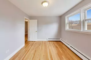 7123 N Damen Ave, Chicago, IL 60645 - Photo 17