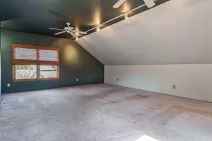 313 Genoa St, Cherry Valley, IL 61016 - Photo 39